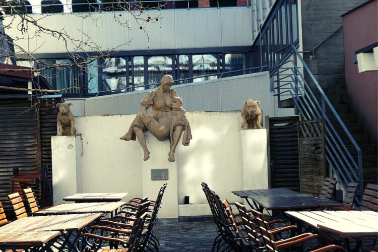 Peter Lenk am Bodensee: Napoleondenkmal in Überlingen